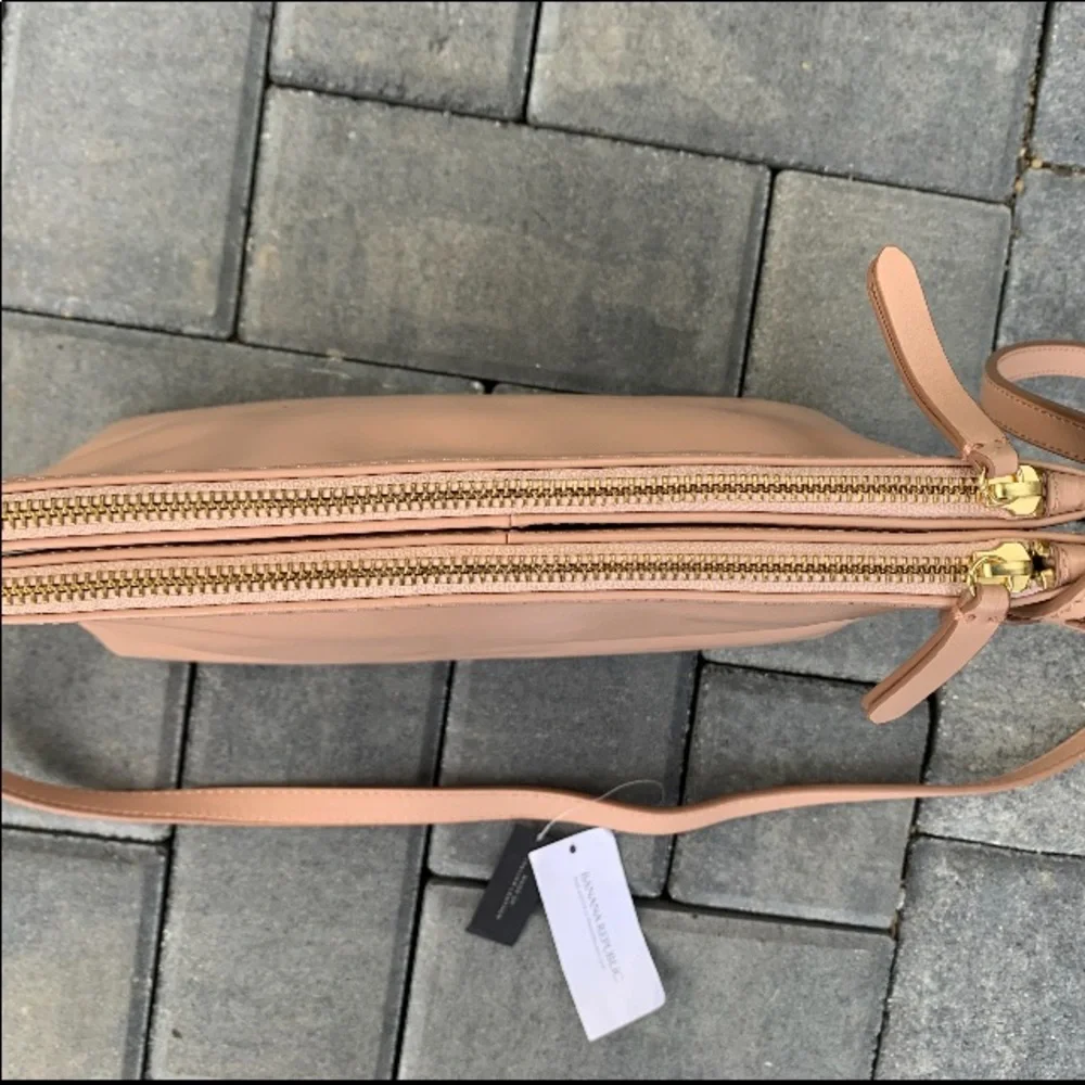 Banana Republic Leather Shoulder Bag in Neutral NWTs